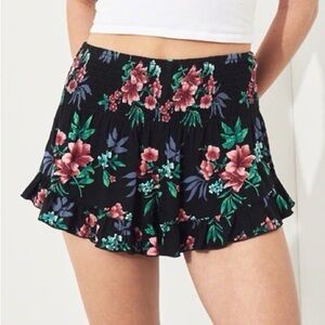 Hollister high waisted floral shorts